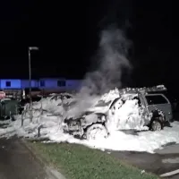 V Ajdov&scaron;čini ponoči goreli avti in komunalni zabojniki