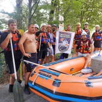 Regata jih je pritegnila 200