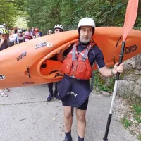 Regata jih je pritegnila 200