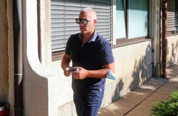 Marko Hot na sodišču ni priznal krivde za očitke tožilstva.