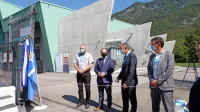 Trak so rezali (z leve) župan Marko Matajurc, minister Jernej Vrtovec ter direktorja  Stanislav Vojsk in Uroš Blažica. 