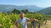 Primož Lavrenčič: &ldquo;Vinu vtisnemo tudi energijsko in čustveno plat&rdquo;