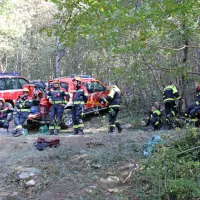 Tudi danes na požari&scaron;ču več kot 60 gasilcev