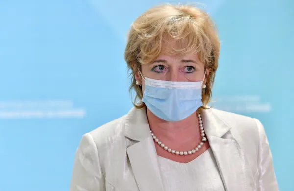 Simona Repar Bornšek