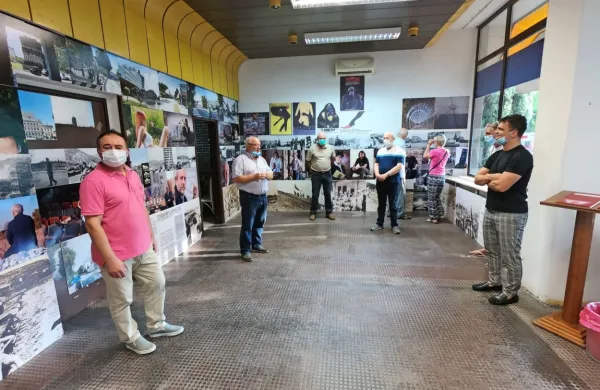 Občina bo dobila in usposobila prostor na Delpinovi ulici, kjer naj 
bi z ZRC SAZU uredili knjigotrško središče. 