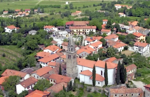 Podjetje Rune Enia je v občini Brda začelo z zemeljskimi gradbenimi deli za omrežje RUNE.
