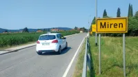 S    subvencioniranjem     komunalnega prispevka želi Občina Miren-Kostanjevica pomagati mladim in mladim družinam pri  gradnji ali obnovi stanovanjskih objektov.