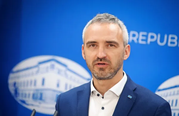 Minister za delo Janez Cigler Kralj