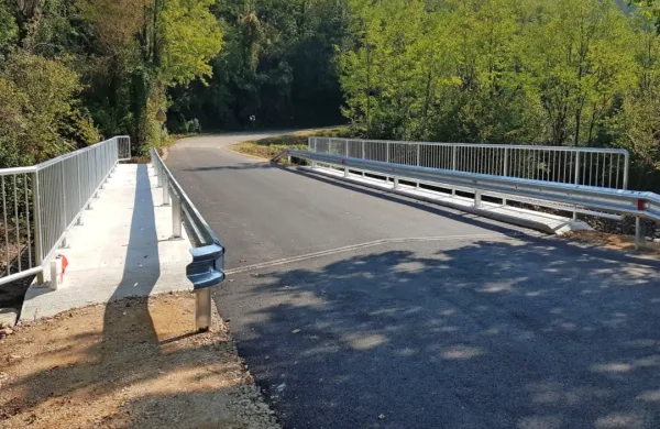Most med Marezigami in Tru&scaron;kami je obnovljen in odprt za promet