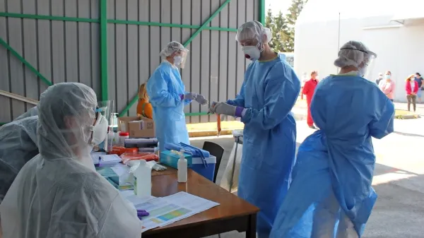Po testiranju 250 zaposlenih se je širjenje okužb v Pivki perutninarstvo zaustavilo. 