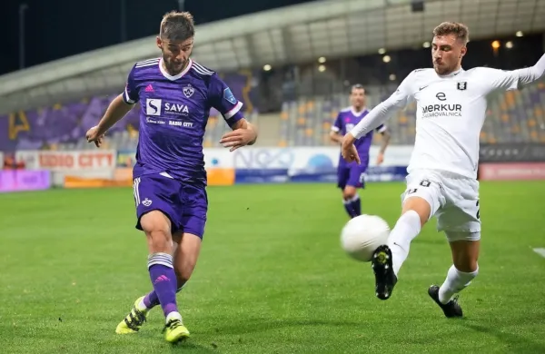 Maribor in Olimpija na prvem letošnjem derbiju nista navdušila.