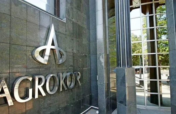 Zagrebško sodišče je  nekdanjega prvega moža koncerna Agrokor 
Ivico Todorića ter še tri osebe oprostilo zaradi kaznivih dejanj v 
koncernu.