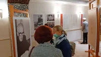 V prostorih koprske kavarne Loggia je na ogled razstava o Alojzu 
Kocjančiču in spominski sobi v Kubedu. 