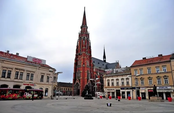 Glede na danes objavljena poročila županijskih štabov civilne 
zaščite je bilo največ novih okužb v osiješko-baranjski županiji.