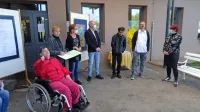    Ob dnevu duševnega zdravja so v Domu na Krasu postavili 
razstavo likovnih in literarnih del. Na ogled so na oknih doma. 