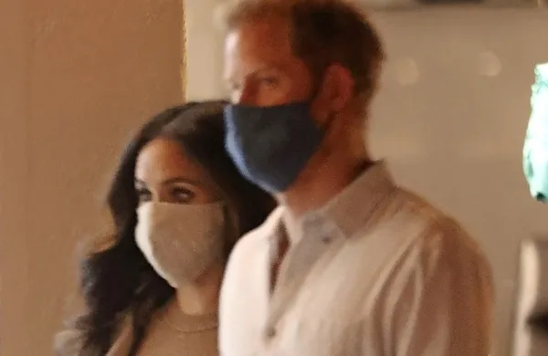 Meghan Markle in princ Harry sta minuli teden s prijateljema 
večerjala v kalifornijski Santa Barbari, kar ni ušlo lokalnim 
fotografom.