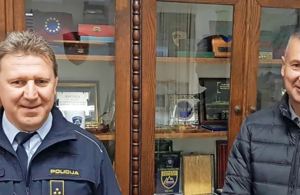 Direktor Policijske uprave Koper Igor Ciperle (levo) in njegov novi 
pomočnik  Igor Jadrič 
