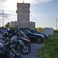 Pomnik braniteljem slovenske zemlje na Cerju.