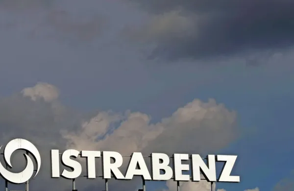 Istrabenz v roke DUTB