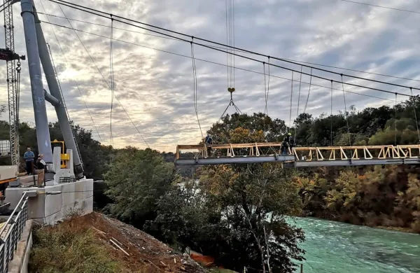 Postavljanje brvi je pa&scaron;a za oči