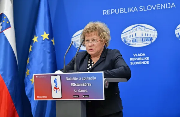 Predstojnica Klinike za infekcijske bolezni in vročinska stanja UKC 
Ljubljana Tatjana Lejko Zupanc