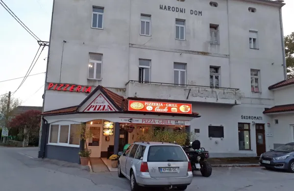 Podgrajski Coccolo je bil včeraj še odprt.   