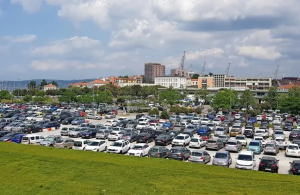 Od jutri do preklica je  parkiranje na vseh javnih parkiriščih Mestne 
občine Koper brezplačno.