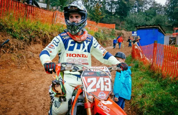 Slovenski motokrosist Tim Gajser je zmagal na dirki svetovnega 
prvenstva razreda MXGP v belgijskem Lommelu.