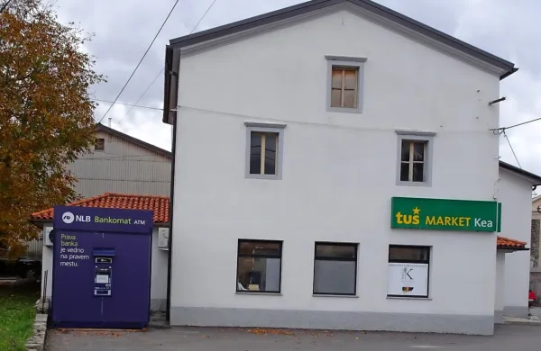 V Senožečah imajo spet bankomat