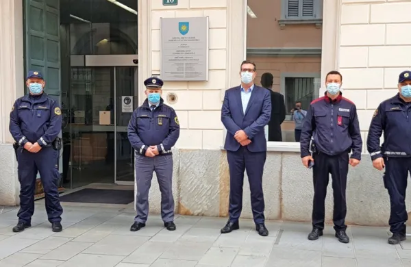 Koprski redarji in policisti okrepili sodelovanje