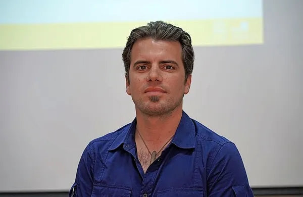 Dr. uroš Marušič