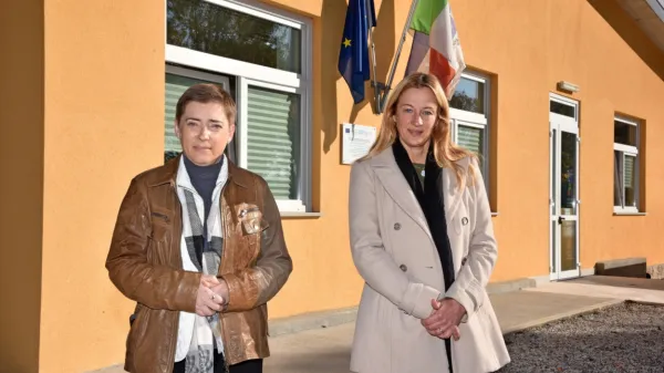 V trdovratnem okolju sta vztrajali s sloven&scaron;čino