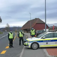 Na Postojnskem in Piv&scaron;kem brez kr&scaron;itev ukrepov