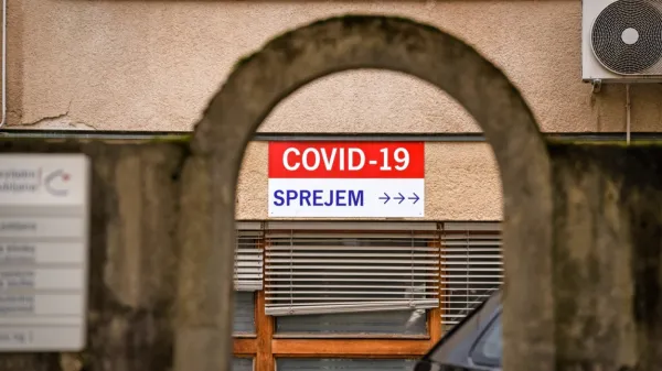 Včeraj so potrdili 1925 novih okužb, na Primorskem 137