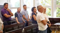 Peterica iz zadeve Vasić bo zaradi očitkov glede goljufij morala 
znova sesti na zatožno klop novogoriškega sodišča. 


