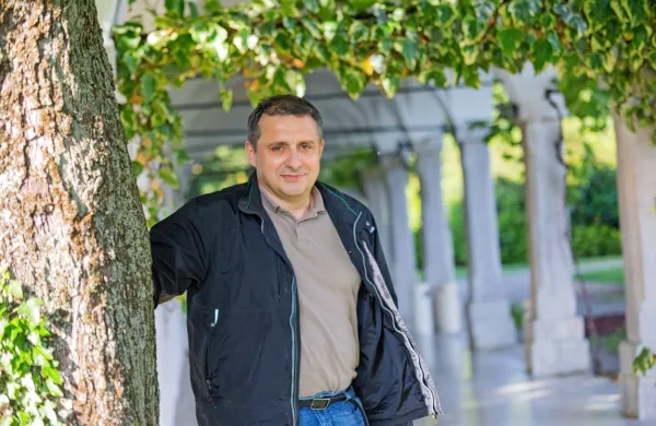 Dr. Erik Brecelj  opozarja na številne težave v zdravstvu, ki jih je epidemija dodatno razgalila. 