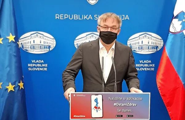 Dušan Olaj, član strokovne skupine za pripravo šestega protikoronskega paketa.