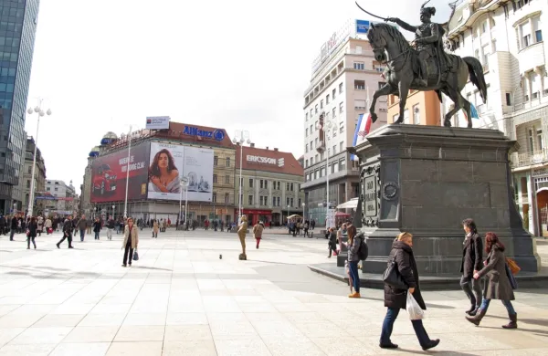 V minulih 24 urah so največ novih okužb potrdili na območju 
Zagreba, kjer so našteli 569 novih primerov. (Fotografija je iz 
arhiva)