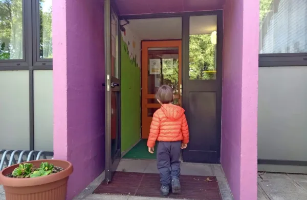 Povprečno se bodo cene vrtcev zvišale za 6,58 odstotka, odvisno 
od starostne skupine.