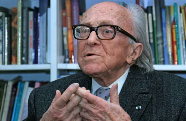Italijanski dnevnik La Repubblica je v ponedeljek objavil intervju 
s slovenskim pisateljem Borisom Pahorjem. 