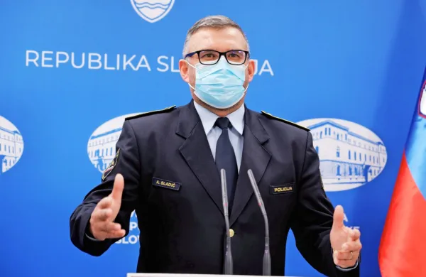 Vodja oddelka za splošno varnost in varnostno načrtovanje iz 
Uprave uniformirane policije Generalne policijske uprave Alojz 
Sladič 