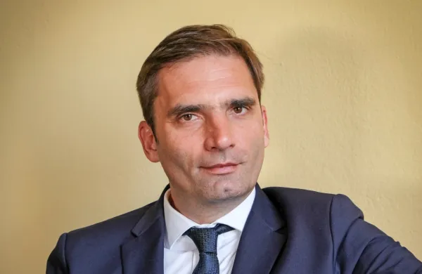 Klemen Miklavič