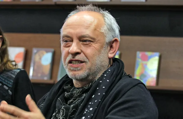 Feri Lainšček bo Prešernovo nagrado prejel za delo na področju 
literature. 