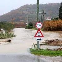 Strunjan spet pod vodo
