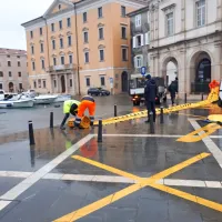 V Piranu zatulila sirena, Arso za slovensko Istro izdal rdeči alarm, poplavljati utegne tudi Vipava s pritoki
