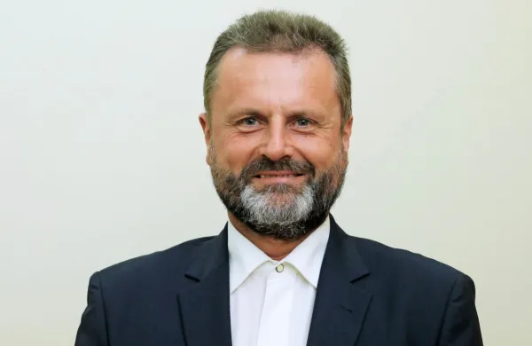 Poslanec Desus Robert Polnar 
