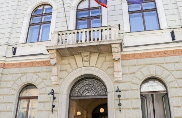 Predsedniška palača