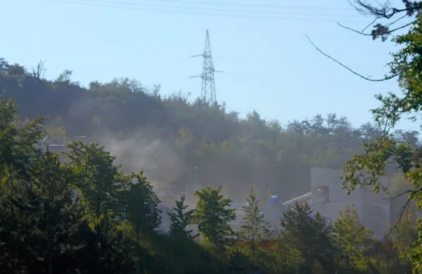 Prah in hrup iz kamnoloma Laže že leta ogrožata krajane, a inšpekcija ni ukrepala štiri leta. 
