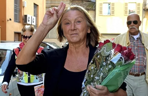 Wally Bonvicini ima doma bogate izkušnje s policisti in sodišči.