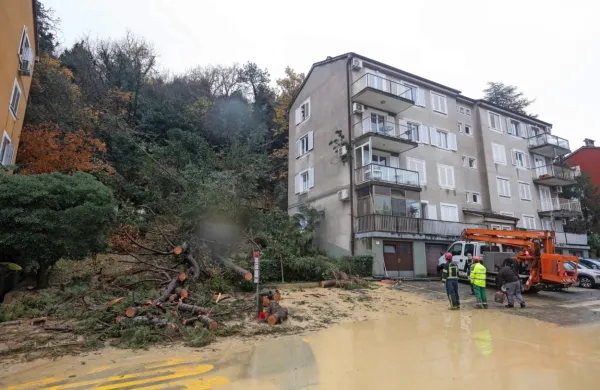 Na podlagi prejetih vlog bodo občinske komisije ocenile škodo. 